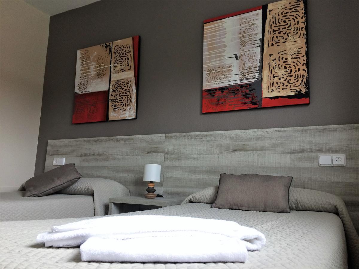 Hotel Restaurante Irubide อัลซาซัว ภายนอก รูปภาพ